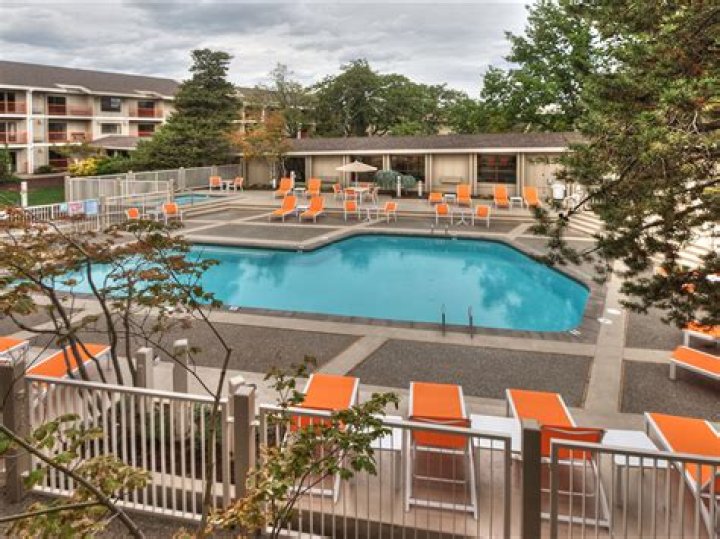 A Comprehensive Guide to Ashland Hills Hotel & Suites Ashland