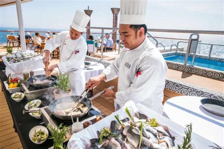 Darfons Restaurant + Bar: A Culinary Experience Like No Other