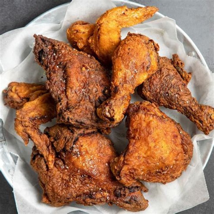 Daves Hot Chicken: A Culinary Phenomenon in the World of Spicy Fried Chicken