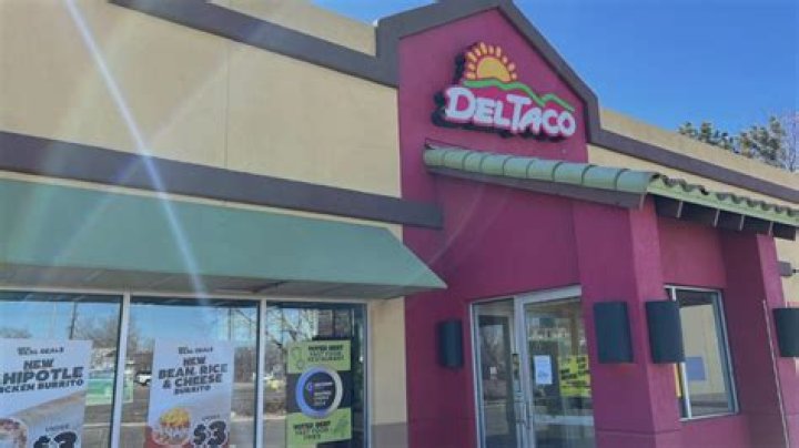 Del Taco Hours: Everything You Need to Know