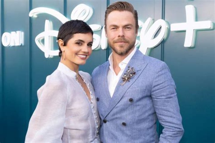 Derek Hough's Wife: A Deep Dive into Their Love Story and Life Together