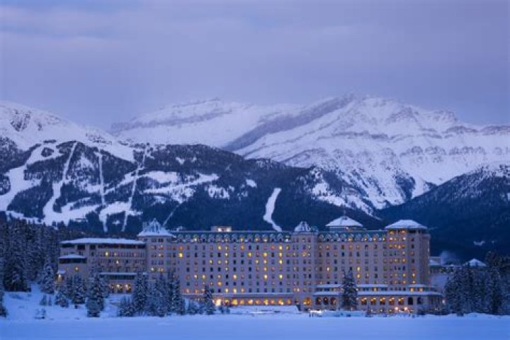 Discover the Enchantment of Lake Louise Lodge, Alaska