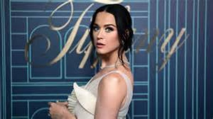 Katy Perry: Exploring Her Sexuality and Rumors of Being a Lesbian