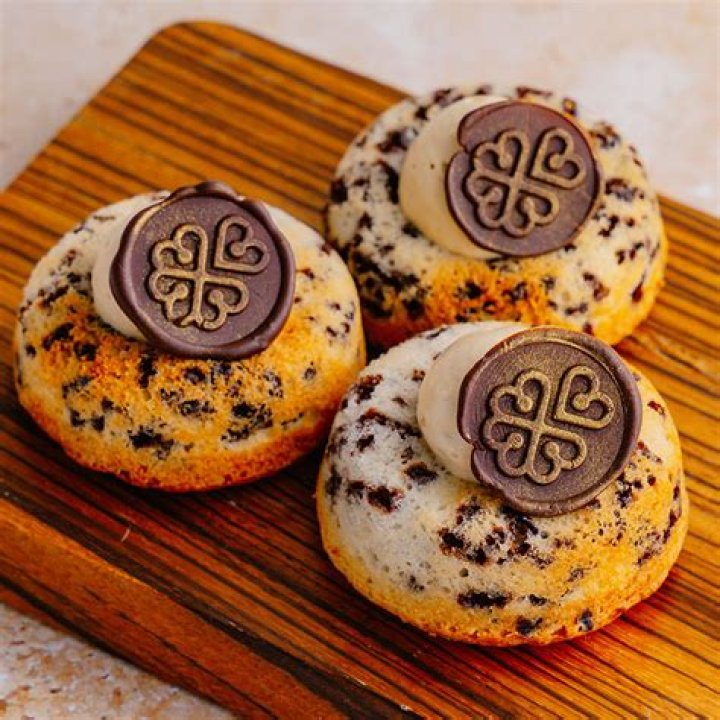 Lesley Bakery 2: A Sweet Haven for Dessert Lovers