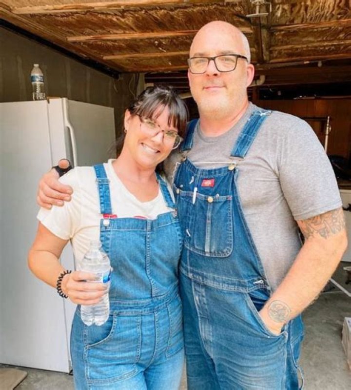 Leslie and Lyndsay Net Worth: A Detailed Analysis