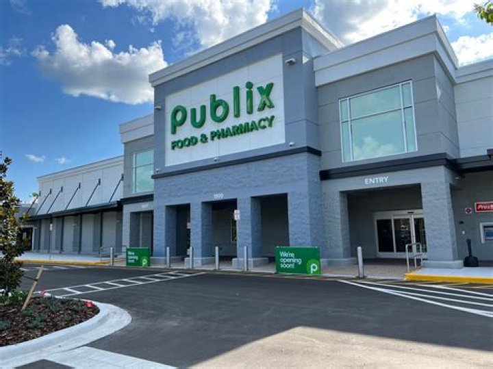 Publix Super Market at Colonial Crossings: A Comprehensive Guide