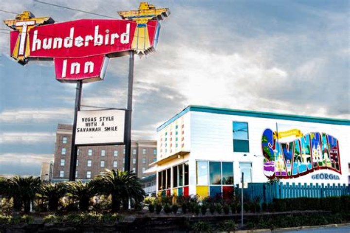 Thunderbird Inn in Savannah: A Unique Blend of Comfort and Charm