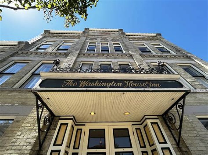 Washington House Inn Cedarburg: A Charming Getaway in Wisconsin